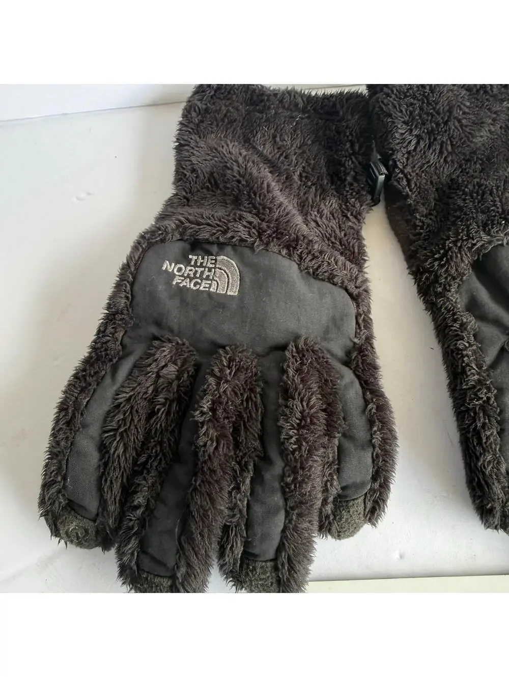 The North Face UR Powered Fleece Gloves Women's M/M Black Touchscreen Compatible